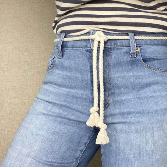 Nautical Rope Belt Boho Knotted Ends Simple - Picture 6 of 6
